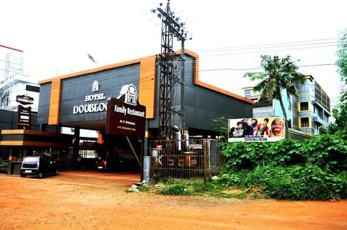 Hotel Doubloon Thiruvananthapuram Zewnętrze zdjęcie
